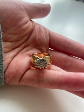 Vintage 14K Yellow Gold Diamond Cluster Ring